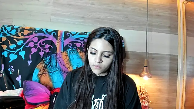 Cori Paige online show from November 22, 2025, 4:11 am