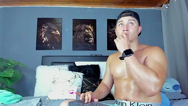 Snapshot of francesco_evan chatting on November 15, 2025, 9:11 pm francesco evan online show from November 15, 2025, 9:11 pm