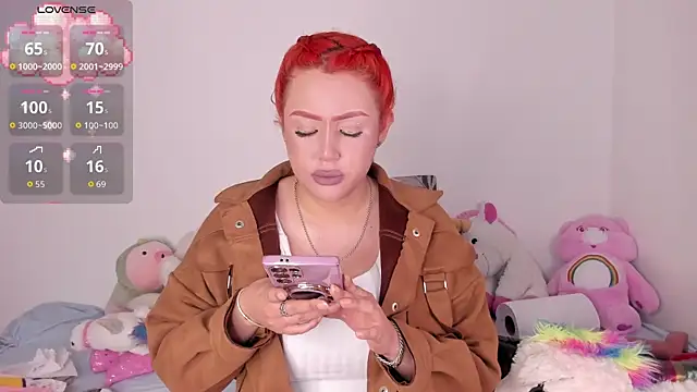 Yuna Hot online show from October 22, 2025, 5:30 am