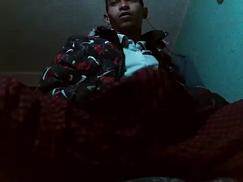 Snapshot of andrescaraballo chatting on October 22, 2025, 4:24 am andrescaraballo online show from October 22, 2025, 4:24 am