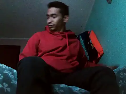 Snapshot of andrescaraballo chatting on October 28, 2025, 4:38 am andrescaraballo online show from October 28, 2025, 4:38 am