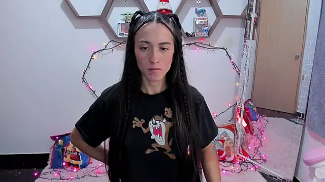 Snapshot of SharonSander chatting on December 22, 2024, 4:50 am SharonSander online show from December 22, 2024, 4:50 am