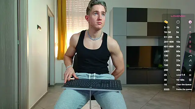 ChristianLevine  online show from September 30, 2025, 2:44 pm