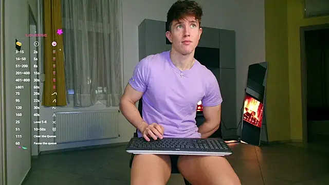 ChristianLevine  online show from October 24, 2025, 4:47 pm