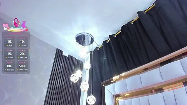 SarayRoyse online show from December 17, 2025, 7:20 pm