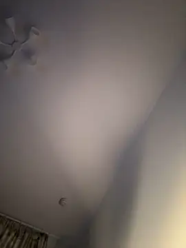 Sweet  Milly online show from April 6, 2026, 3:35 pm