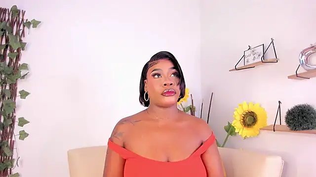 Snapshot of LexiieGrey chatting on July 21, 2026, 7:49 pm LexiieGrey online show from July 21, 2026, 7:49 pm