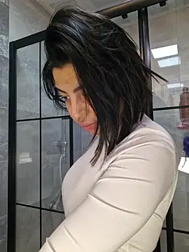 Esmertarcinim online show from November 25, 2025, 11:43 am