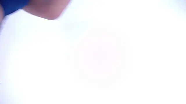 Snapshot of Queenvalery21cm chatting on July 26, 2026, 9:05 am Queenvalery21cm online show from July 26, 2026, 9:05 am