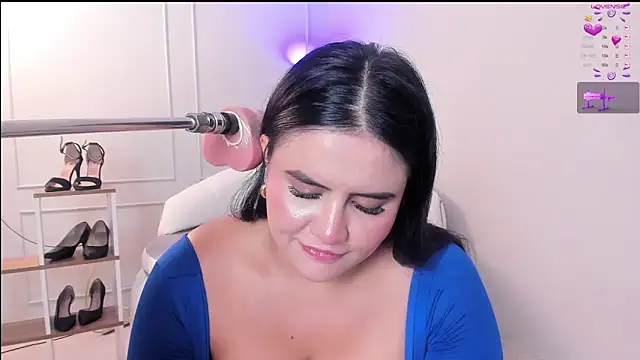 sweett katty  online show from September 27, 2025, 8:03 pm