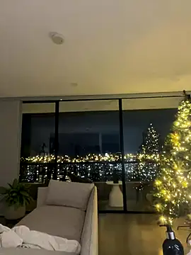 Snapshot of Brunettexio chatting on December 21, 2025, 2:08 am Brunettexio online show from December 21, 2025, 2:08 am