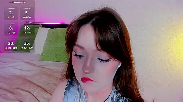 lexxxxxxi online show from November 28, 2025, 6:21 pm