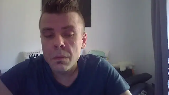 Snapshot of Natural_Active chatting on July 8, 2026, 1:26 pm Natural Active online show from July 8, 2026, 1:26 pm
