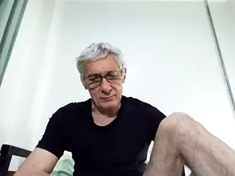 BIGUNCUTHARDCOCK online show from February 18, 2025, 2:16 pm
