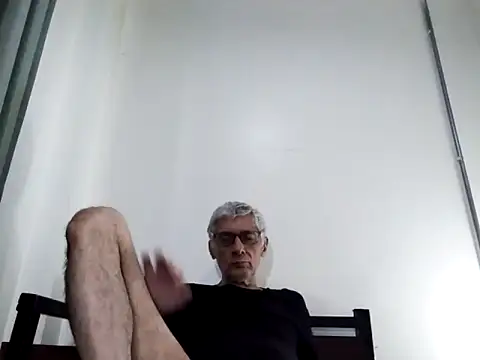 BIGUNCUTHARDCOCK online show from February 19, 2025, 7:39 am