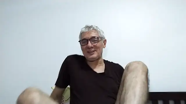 BIGUNCUTHARDCOCK online show from February 22, 2026, 2:04 pm