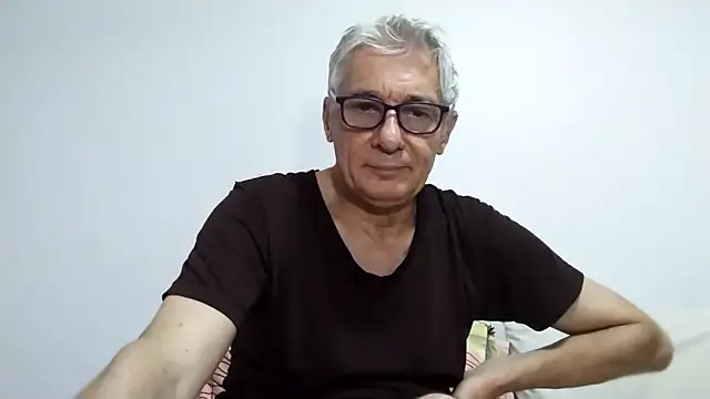 BIGUNCUTHARDCOCK online show from February 24, 2026, 2:20 am