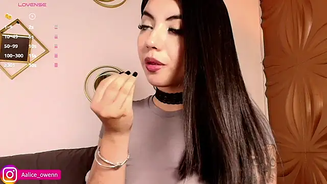 Aliceowenn online show from January 22, 2025, 3:09 am