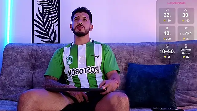 Snapshot of Bruno_Mattos chatting on December 18, 2024, 6:03 pm Bruno Mattos online show from December 18, 2024, 6:03 pm