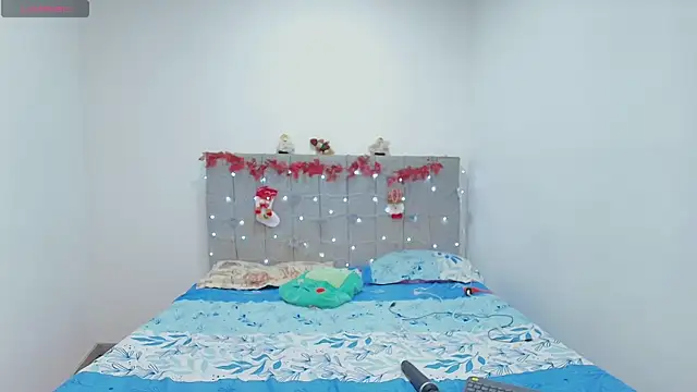 Samyq8 online show from December 21, 2025, 6:15 pm