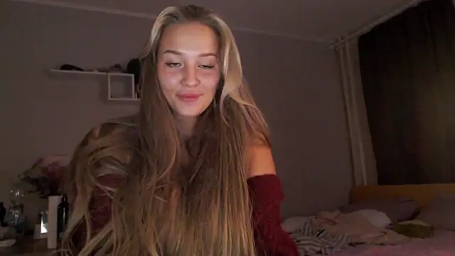 Snapshot of Milk_Bunny chatting on December 28, 2024, 4:52 pm Milk Bunny online show from December 28, 2024, 4:52 pm