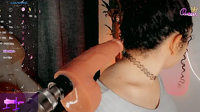 Queen Deepthroat online show from March 28, 2026, 11:04 pm