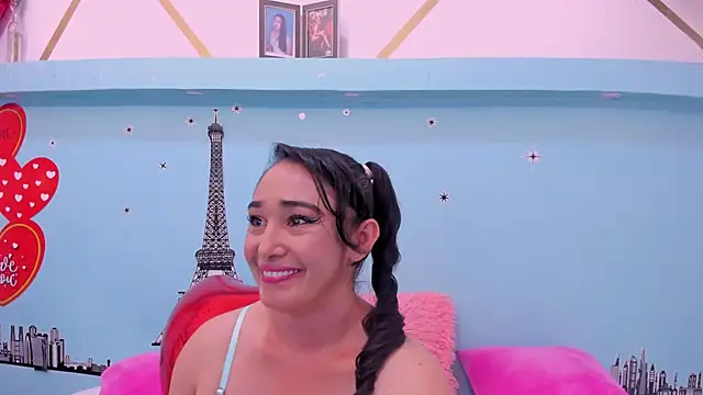 charlotte-11 online show from February 19, 2025, 3:27 pm