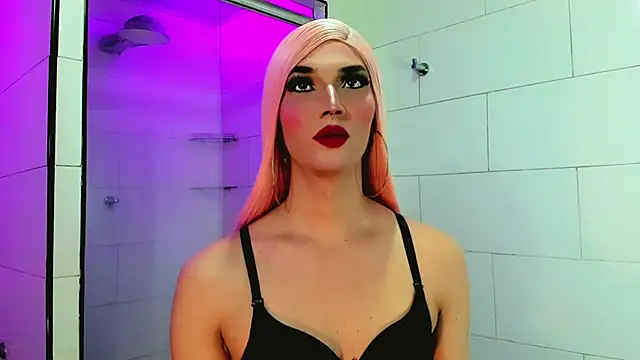 Snapshot of Victoria_Kastelo chatting on November 5, 2025, 7:14 pm Victoria Kastelo online show from November 5, 2025, 7:14 pm