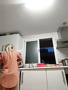 blondyruby online show from November 2, 2025, 5:37 pm