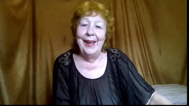  Estelitta 5 online show from June 24, 2026, 7:07 am