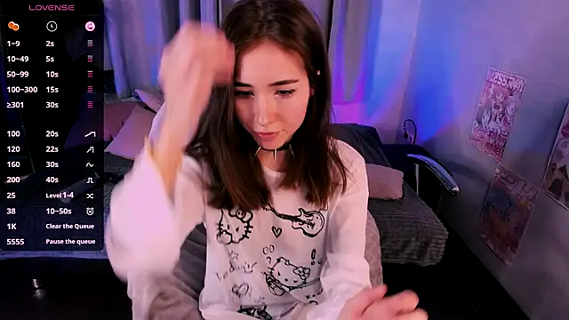 ashleyro1 online show from November 4, 2025, 1:21 pm