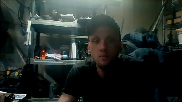 Snapshot of Aaronbp chatting on November 27, 2025, 8:27 am Aaronbp online show from November 27, 2025, 8:27 am