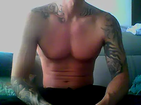 Skater29xx2 online show from February 14, 2025, 3:05 pm