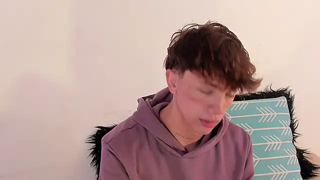 Tomy Rox online show from November 6, 2025, 8:32 pm