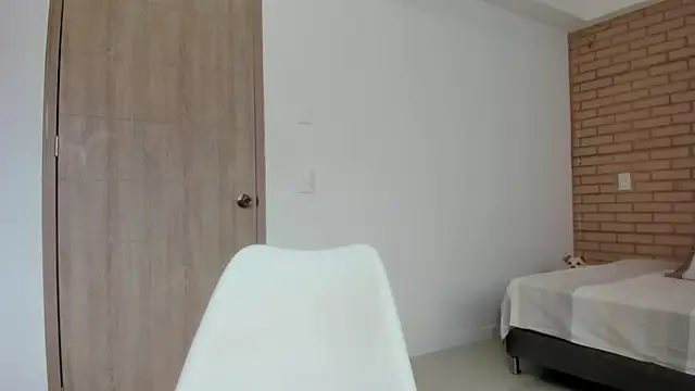 Snapshot of Vera_Fernandez chatting on March 6, 2026, 8:05 pm Vera Fernandez online show from March 6, 2026, 8:05 pm