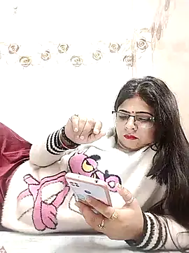 Husnpari20 online show from January 3, 2025, 6:03 pm