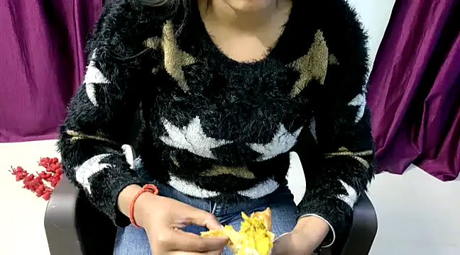 IAM 002 online show from December 21, 2024, 10:28 am