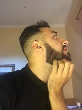 ClatteryPrexy online show from December 25, 2024, 3:06 pm