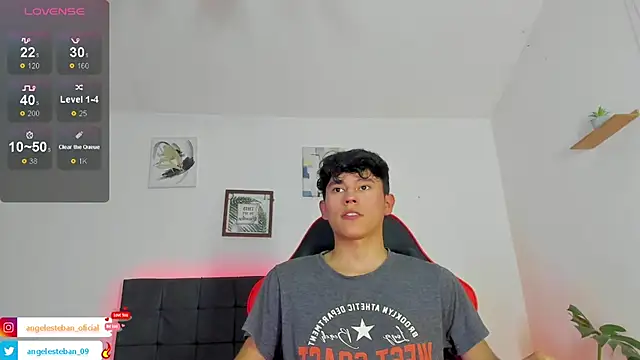 Snapshot of Angel_esteban_fx chatting on October 3, 2025, 3:03 am Angel esteban fx online show from October 3, 2025, 3:03 am