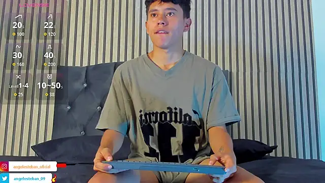 Snapshot of Angel_esteban_fx chatting on February 1, 2026, 7:01 pm Angel esteban fx online show from February 1, 2026, 7:01 pm