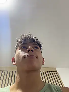 Snapshot of Angel_esteban_fx chatting on February 13, 2026, 10:22 am Angel esteban fx online show from February 13, 2026, 10:22 am