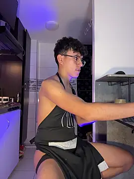 Snapshot of Angel_esteban_fx chatting on February 26, 2026, 4:44 am Angel esteban fx online show from February 26, 2026, 4:44 am