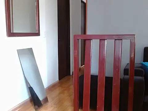 Laura martin  online show from February 14, 2025, 3:58 pm