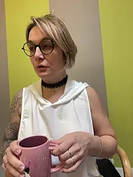 marinella07 online show from February 27, 2025, 8:17 am