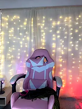 Juanelopez1 online show from September 15, 2025, 12:21 am