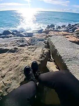 Snapshot of SexyErola27 chatting on January 28, 2025, 9:30 am SexyErola27 online show from January 28, 2025, 9:30 am