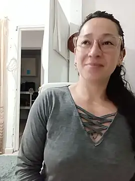 Snapshot of emilypoppy3 chatting on July 19, 2026, 12:09 pm emilypoppy3 online show from July 19, 2026, 12:09 pm