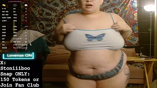 Stoniiiboo online show from October 10, 2025, 12:48 pm