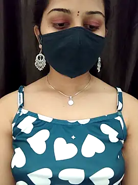 Angleannie online show from June 16, 2026, 7:05 pm