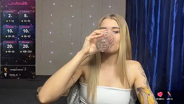 Silvia Shugarr online show from February 15, 2025, 9:48 pm